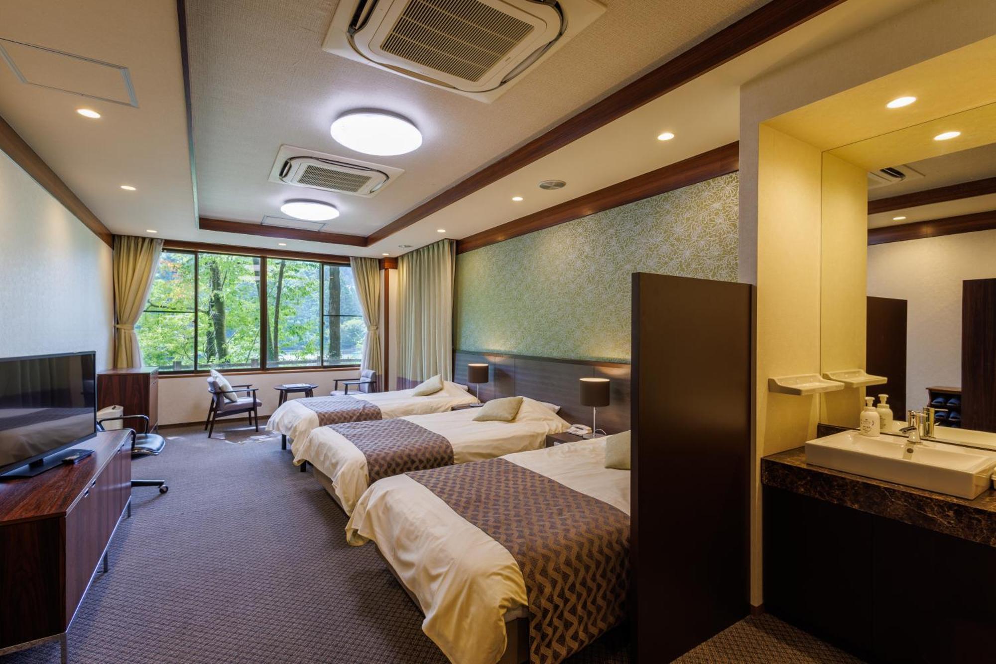Hotel Okutamaji Ome Zewnętrze zdjęcie